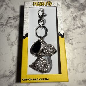 NEW Snoopy Peanuts Pave 3D Crystal Rhinestone Keychain Clip On Bag Charm NEW